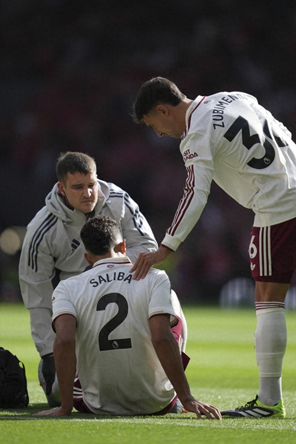 关于清晨法甲焦点战；阿森纳造点机会；话题不断；赛季目标并未改变的信息